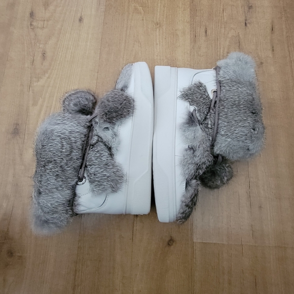 MICHAEL KORS 'NALA' SNOW BOOTS - Picture 8 of 14